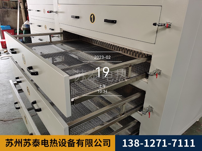 電鍍行（háng）業烘箱